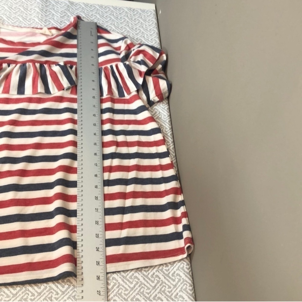 143 Story Striped Ruffled Top Medium - Picture 6 of 7